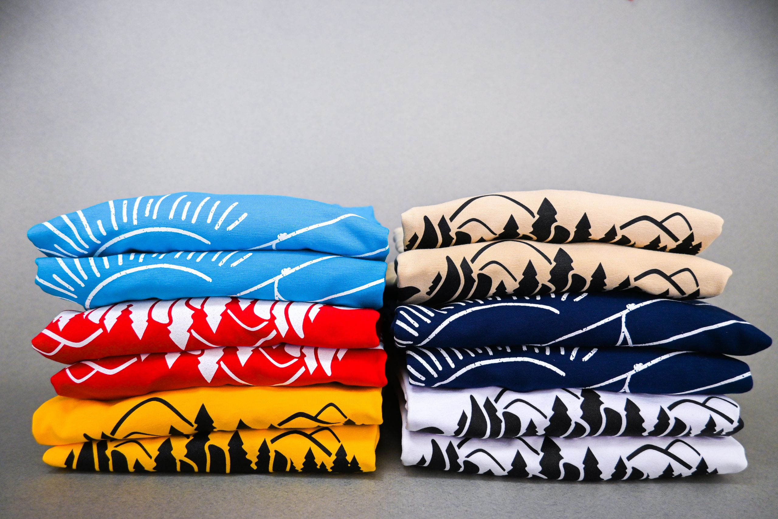 Купить футболки оптом