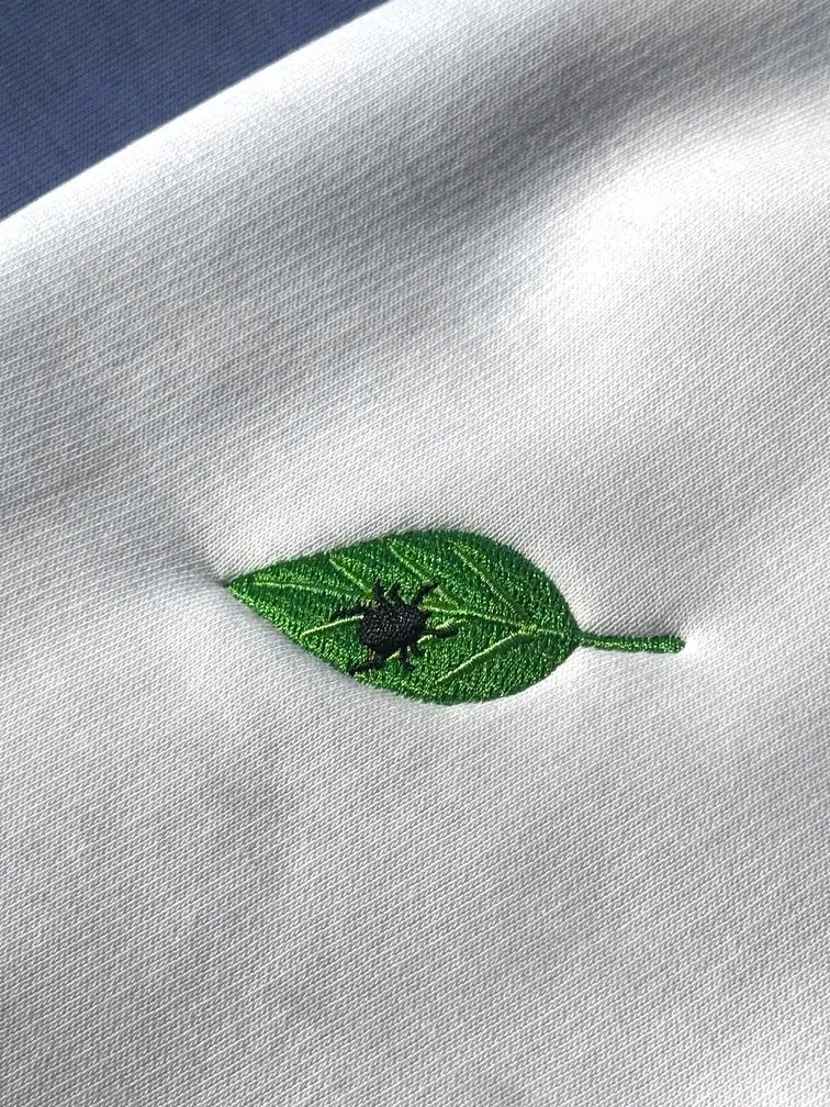 акция-бесплатная-вышивка-на-толстовках